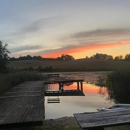 Nad Jeziorem Z Tarasem Apartament *